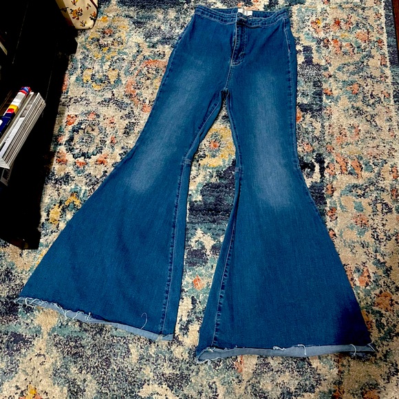 Free People Bell Jeans - Picture 5 of 5